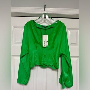 Zara NWT Vibrant Kelly Green V Neck Blouse